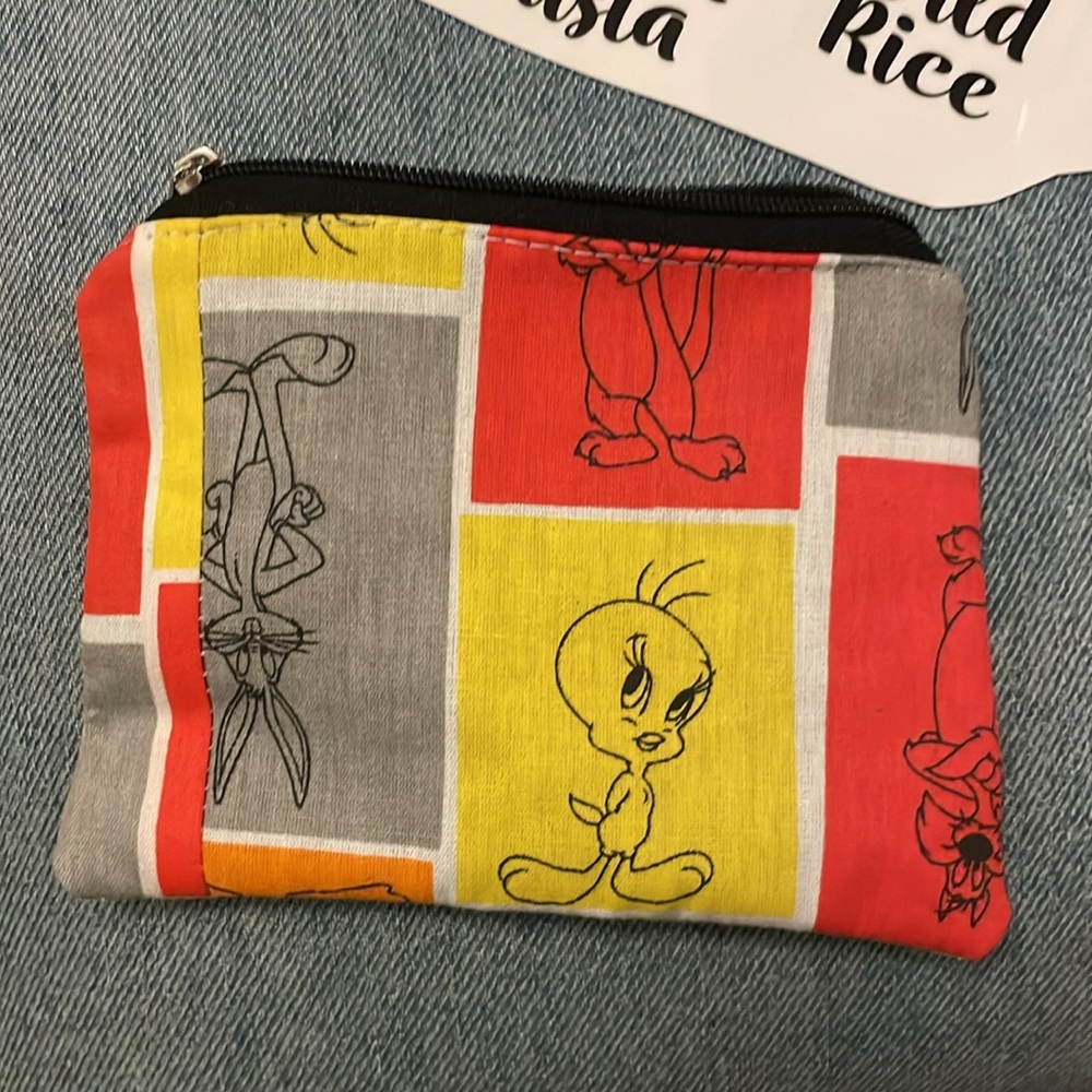 Freebies Assorted Items - image 2